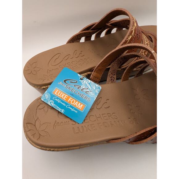 SKECHERS 31714 BEVERLEE TIGER-TIGER POSSE TAN WOMENS LUXE FOAM WEDGE SIZE 9 - Picture 3 of 7